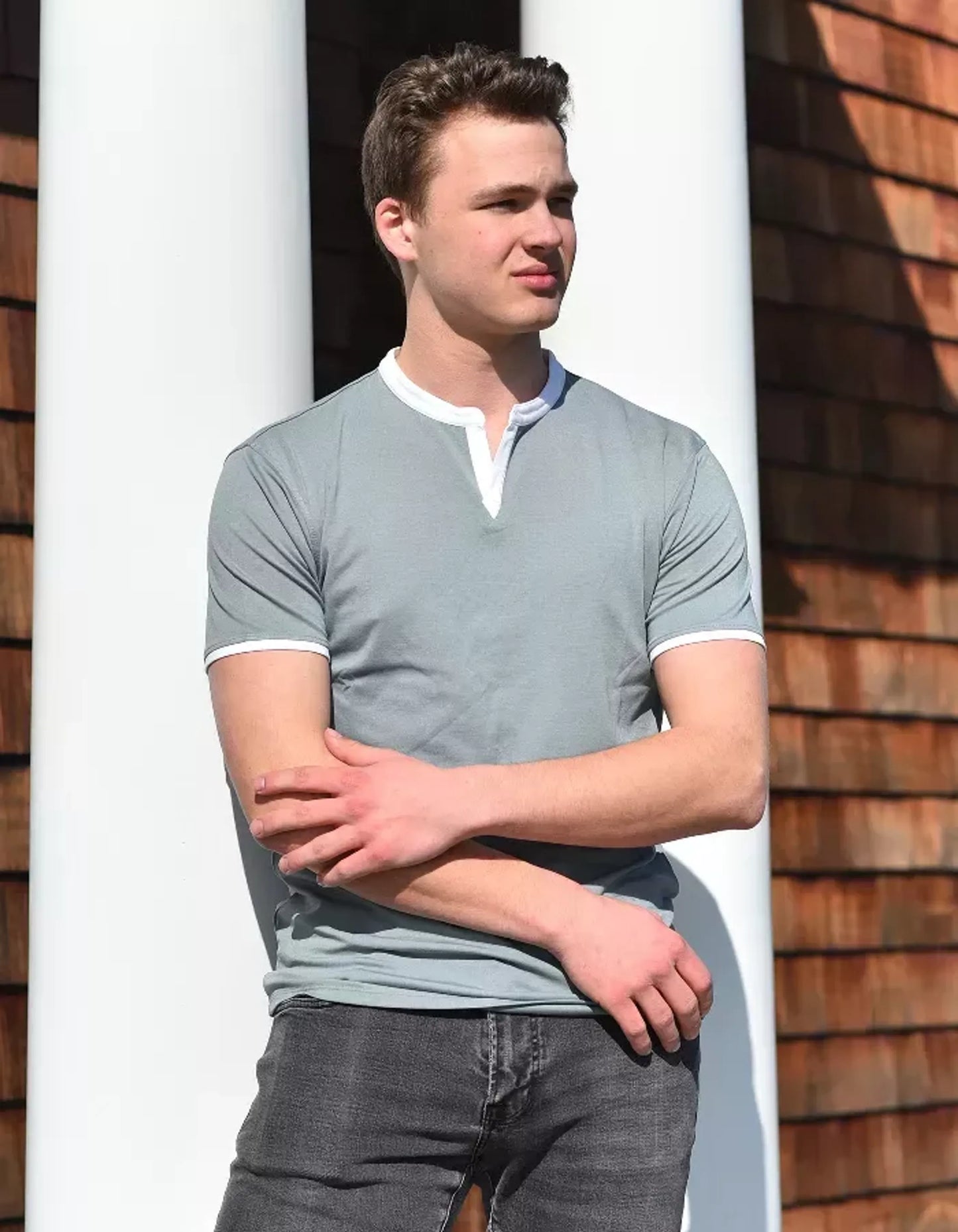 Short Sleeve Notch Collar