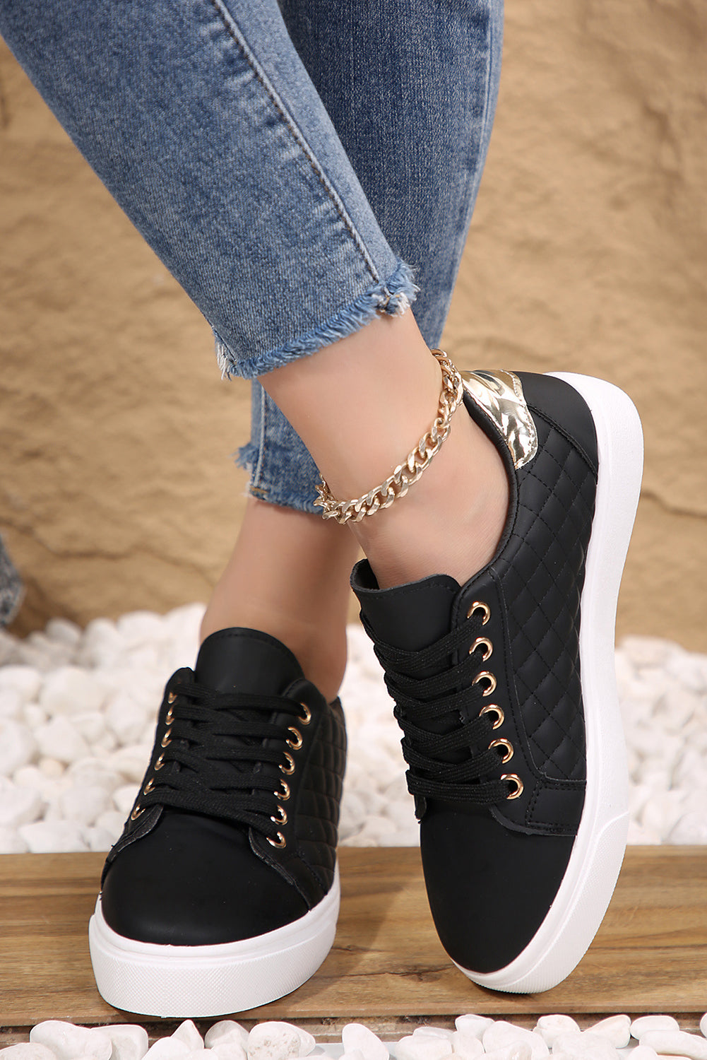 Quilted Lace Up Sneakers High Quality PU Leather Low Top Waterproof-0