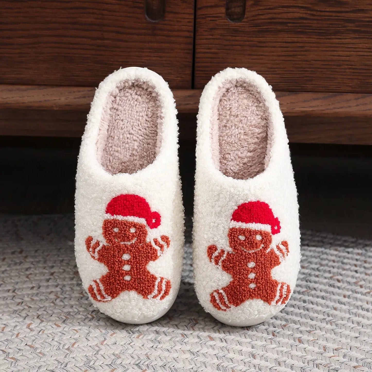 Winter Gingerbread Toe Ring Slippers