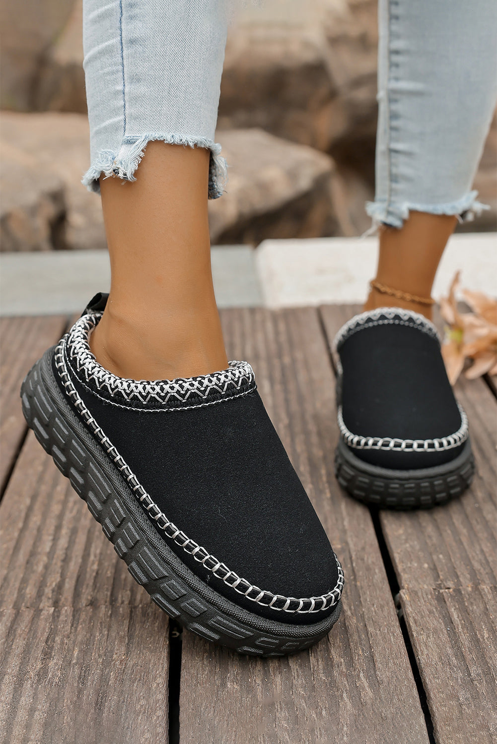 Faux Suede Winter Clog Slippers for Women Plush PU Leather