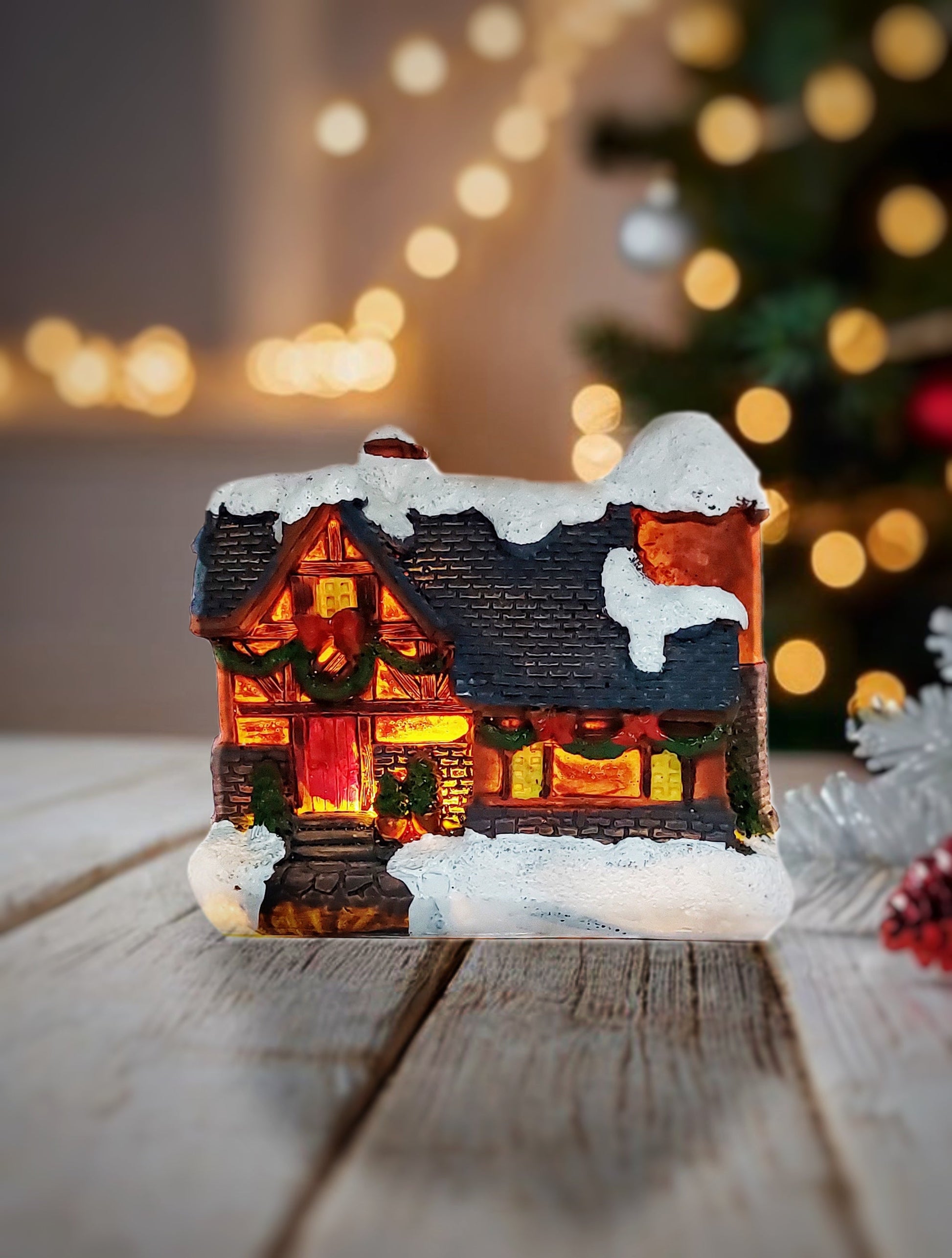 Brown House. Christmas Village Wizardi F07-N1-1-6542-2A-0